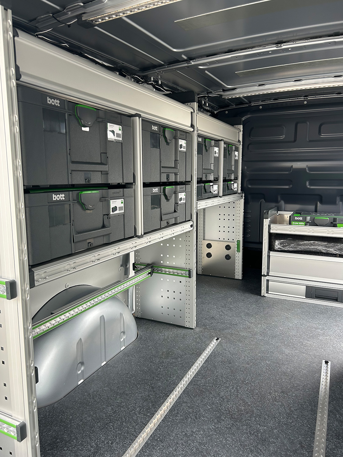 Viessmann Climate Solutions bott vario3 Fahrzeugeinrichtung